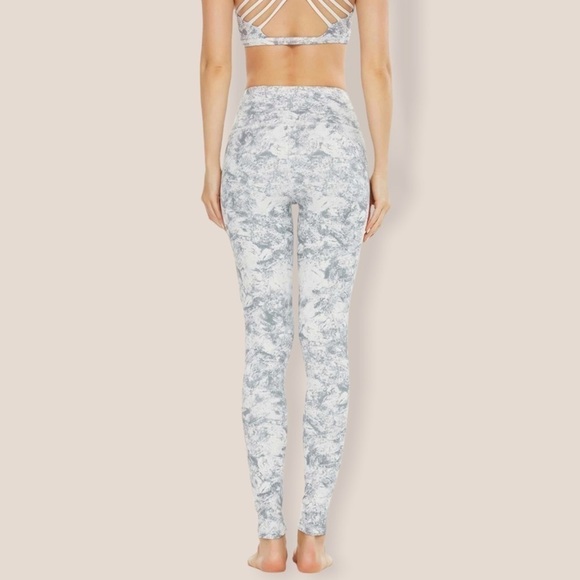 QUEENIEKE High Waist Marble Sports Leggings - Picture 3 of 12